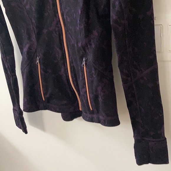 Lululemon Forme Jacket II *Textured - Picture 5 of 7